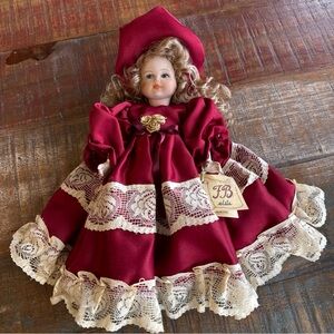FB Elite Jointed Porcelain Doll Made In Italy 9” Satin Dress Bonnet Rare Curls